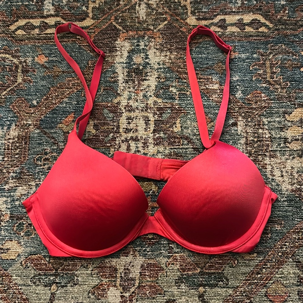 Victoria’s Secret Demi Uplift Bra